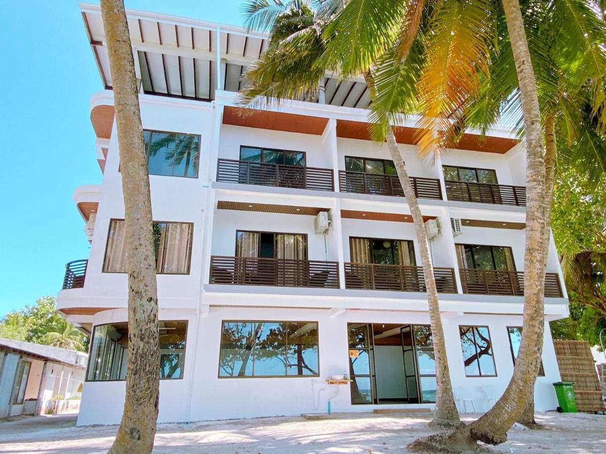The Pearl Seaview Hotel Fulidhoo Exterior photo